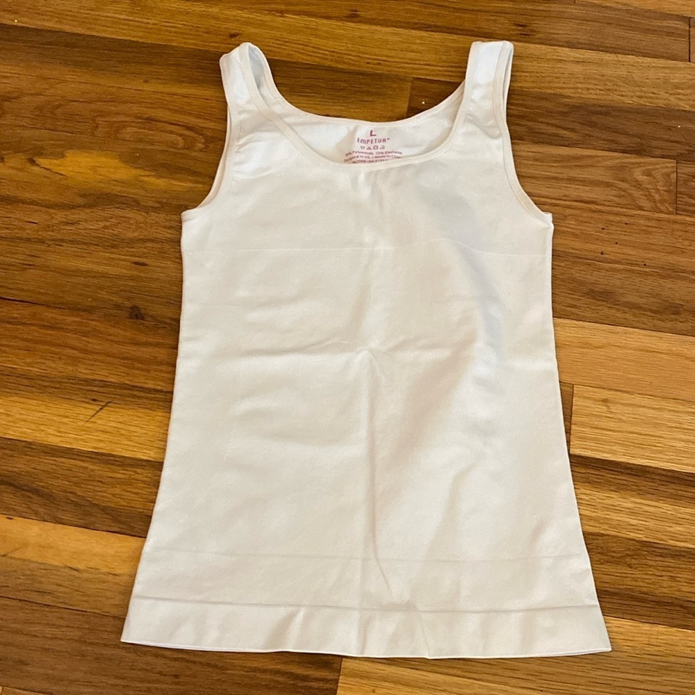 Empetur Women’s White Tank Top Size L